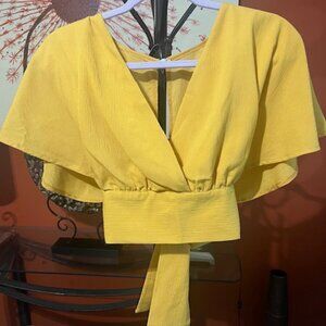 Crop Top// Tag says small//Yellow gold mustard